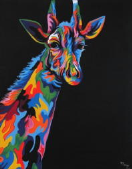 2050022 Schilderij - Giraf in bonte kleuren op zwart <b>Kunstenaar: <i>Chea</i></b> – Diani Beach – Kenia<br><br><b>Aard:</b> olie op canvas<br><br><b>Maat in cm:</b> H 98 - B 77 2050022-01.jpg